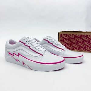 Vans Old Skool Bolt Pop Pink Glow Lace Up Sneakers Skate Shoes White Pink